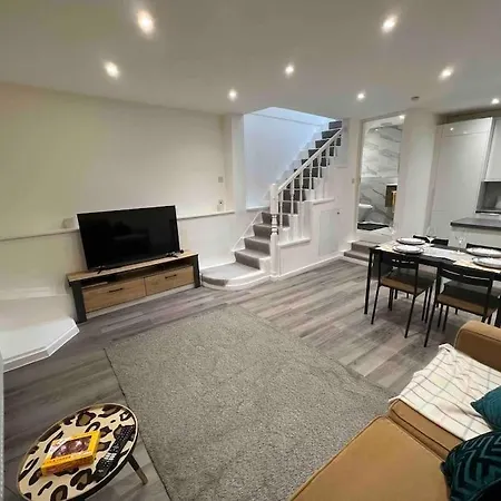 Stunning 3br Maisonette In Brixton *