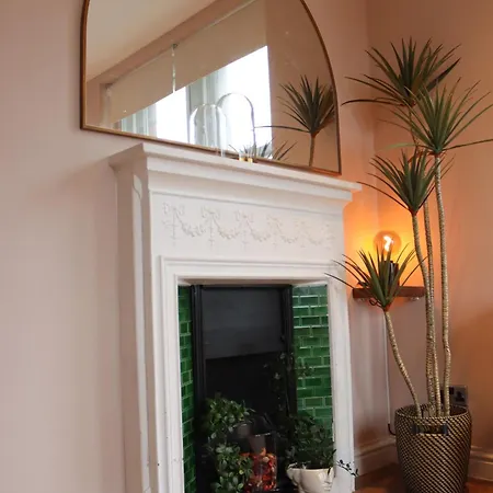 Modern 2 Bedroom Notting Hill Gate/kensington