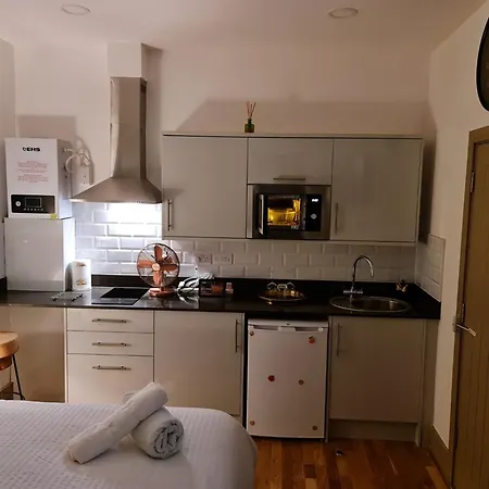Aparthotel Surebillionaire Homes Ii *