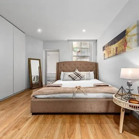 3 Bedroom In Haymarket Sleep 10 Hy2