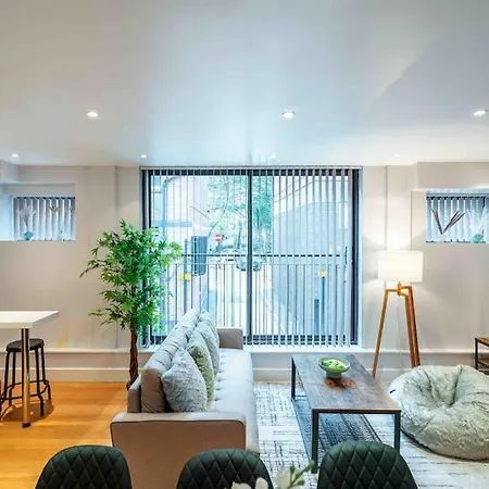 Sweet 3brs House Close To Oxford & Soho *