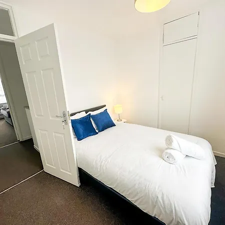 Apartamento 3 Bedroom Flat Haggerston, Hackney, *