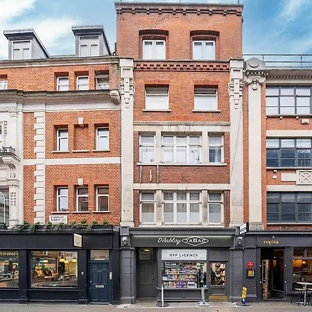 Soho F4 Apartment London