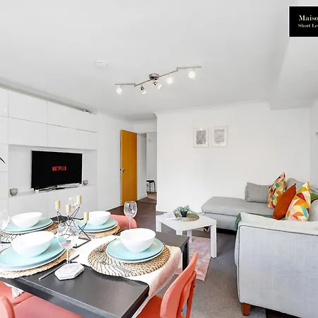 Caraway Heights 2bedroom Sleeps 6 In Canary Wharf, Free Parking, Near Excel, O2 & Airport By Maison Christo Short Lets & Serviced Appartamento Londra