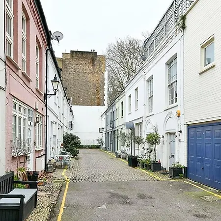 Knightsbridge 2br Mews House Holiday home