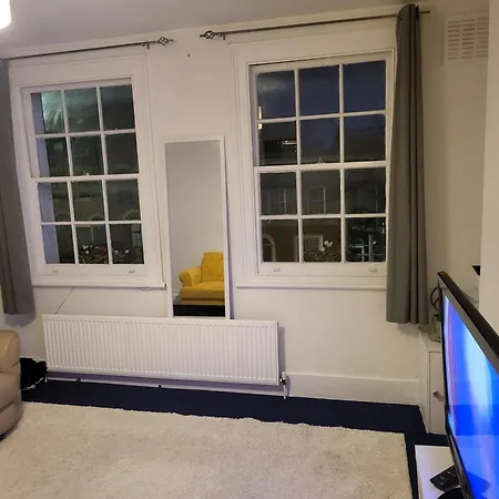 Apartment Oval Cricket Ground Walking Distance