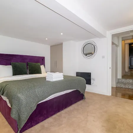 Chic 2-bedroom Retreat In The Heart Of Westminster Apartment *