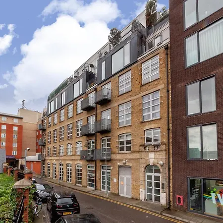 Apartment Elegance & Chic Design - 2-bedroom Haven *