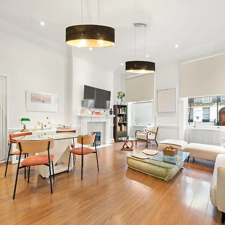 Central London Apartment London