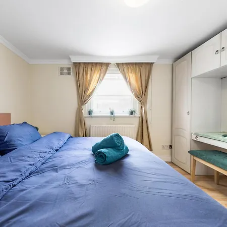 Apartment 205bak