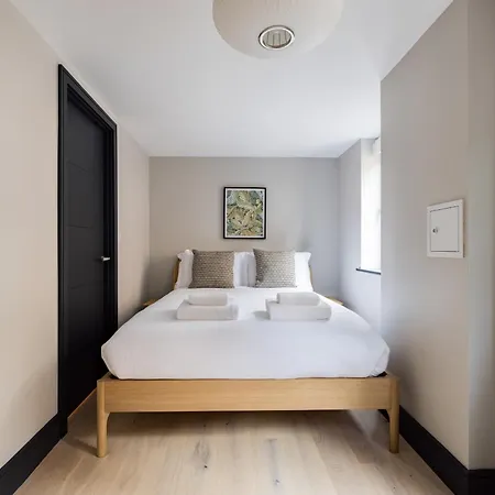 Covent Garden Apartment *