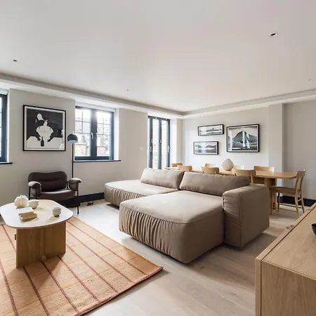 Covent Garden Apartment