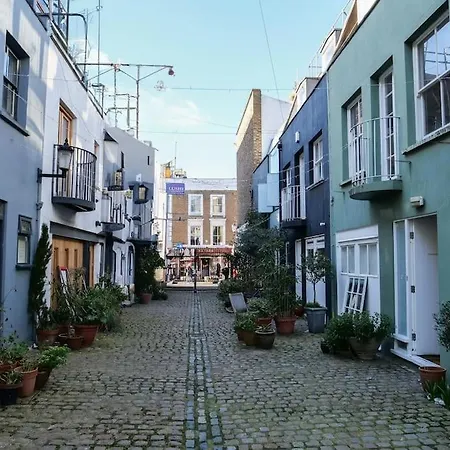 Stylish Retreat In The Heart Of Notting Hill *