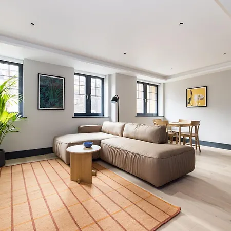 Covent Garden Apartment