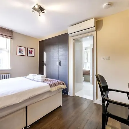 2-hosted By Sweetstay London
