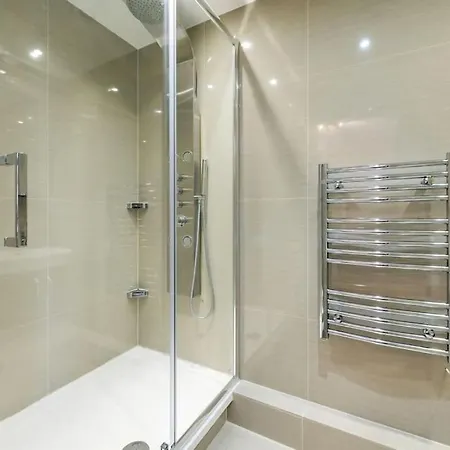 2-hosted By Sweetstay Apartment