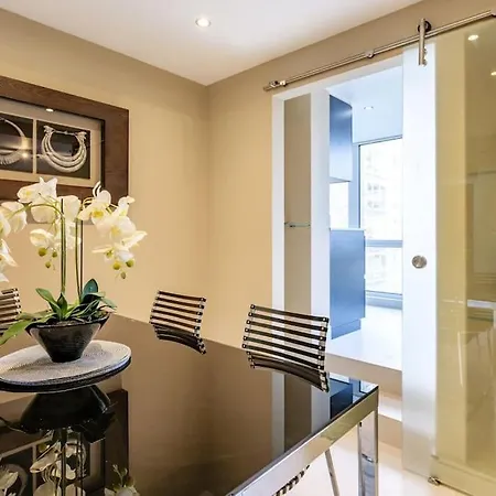 2-hosted By Sweetstay * London