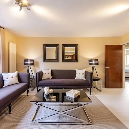 Apartment 2-hosted By Sweetstay