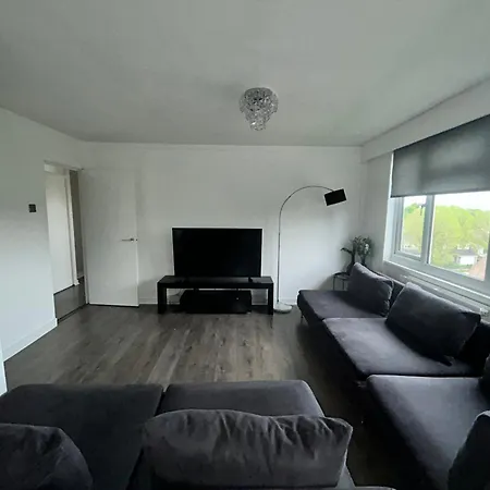 Gem In Apartment *