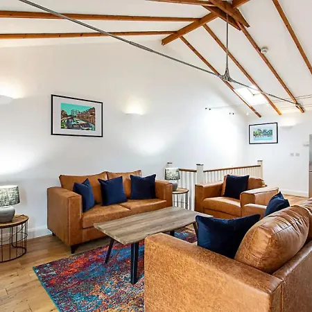 Light And Airy Upside Down House In Hackney Dom wakacyjny *