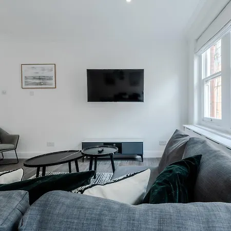 Luxury - Fitzrovia London