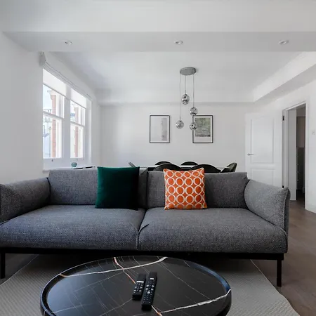 Luxury - Fitzrovia London