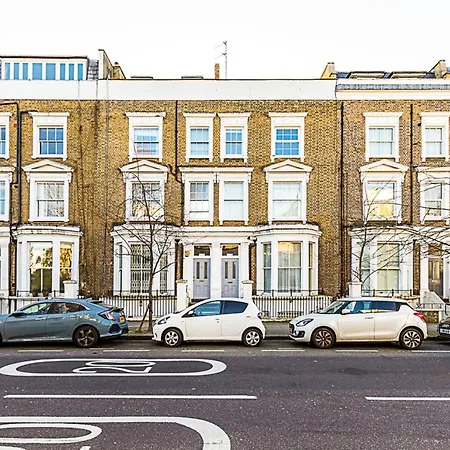 Apartment Contemporary And Spacious Kensington