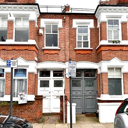 Central, Modern, Westfield, Close To Tube Station *
