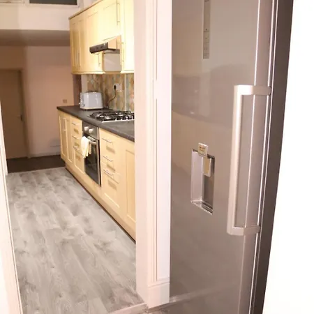 Star London Golders Rise Luxury 4-bed Oasis With Garden Hendon