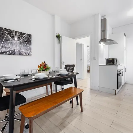 Holiday Near Kings Cross Sleep 12 Sp7 Apartment