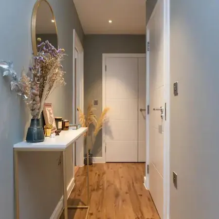 Apartment Pass The Keys Stunning And Stylish Flat Mins From London