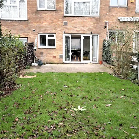 3 Bed House In - Great For Longer Apartment London Borough of Croydon