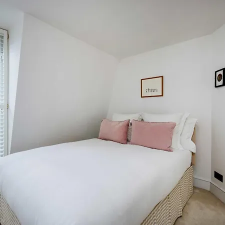 Veeve - Idyllic Elegance Holiday home London