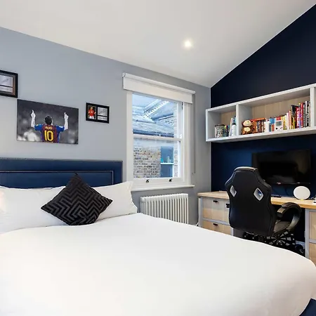 Holiday home Veeve - A Vision In Blue London
