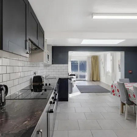 Place To In Longbridge * Barking (Greater London)