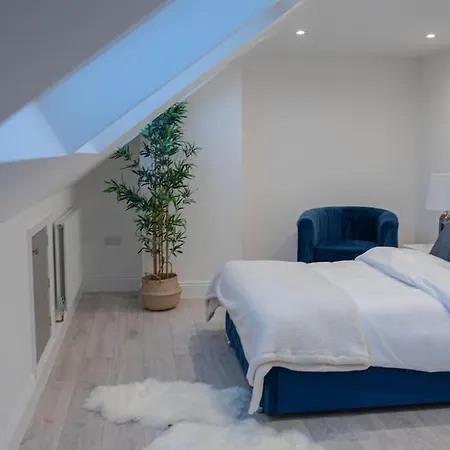 Stylish Skylight In A Luxury House *