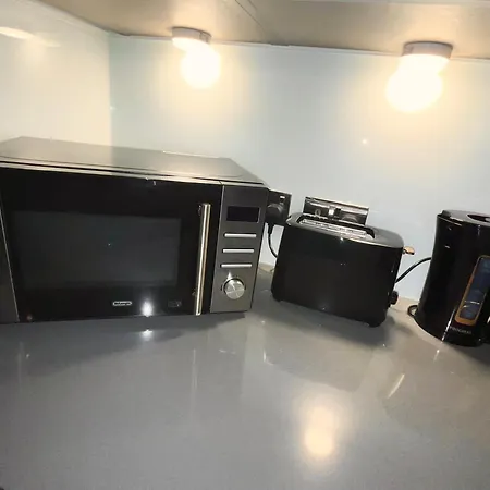 Luxury Modern 2 Bed Flat With Balcony And View - Canary Wharf Center Apartment London