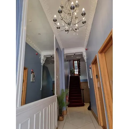 Fg1- Ground Flr Flat Good For 4- Near Hyde Park Londyn