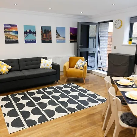 New Luxury In Location Next To Shops, Cafes, Bars & Metro * 런던
