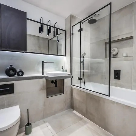 Luxury 2bed:prime Location, Min 2 Main Attractions *