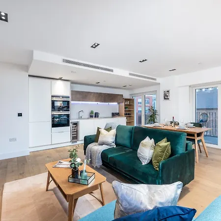 Luxury 2bed:prime Location, Min 2 Main Attractions Apartment London