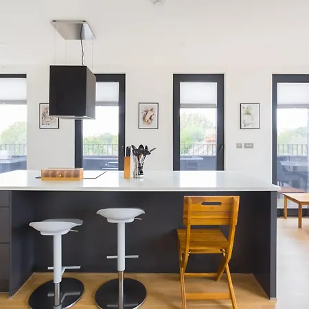 The Vale - Luxury London
