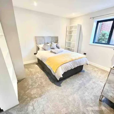 D & D Luxury Aparthotel Stanmore (Greater London)