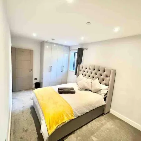 D & D Luxury Aparthotel Stanmore (Greater London)
