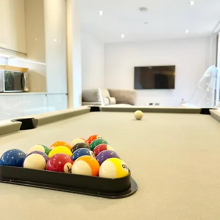 D & D Luxury