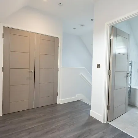 D & D Luxury Aparthotel Stanmore (Greater London)