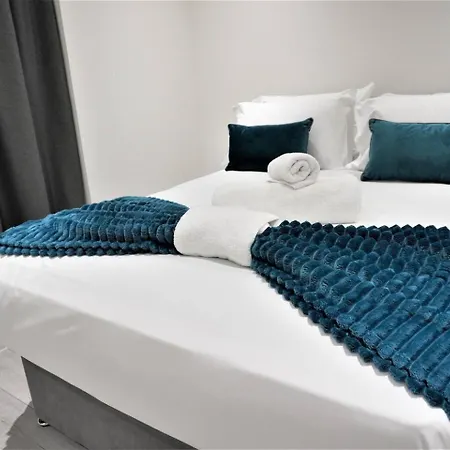 Aparthotel Queens Luxury Wembley Stadium - *