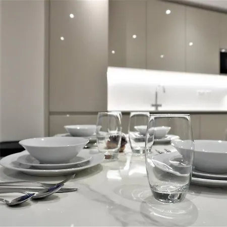 Queens Luxury Wembley Stadium - Aparthotel *