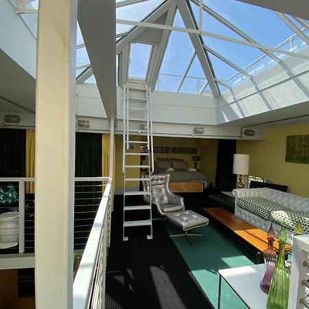 Apartment Lofts On The Park *