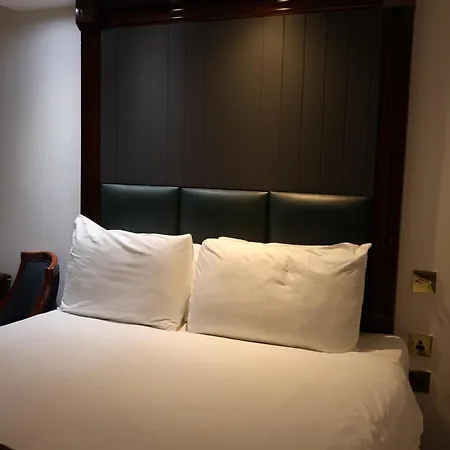 Hotel Dreamtel Kensington 3*